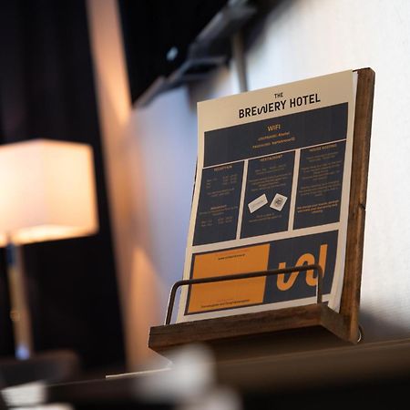 The Brewery Hotel คาร์ลส์ครูนา ภายนอก รูปภาพ